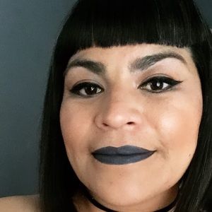 Meet your Posher, Sandy